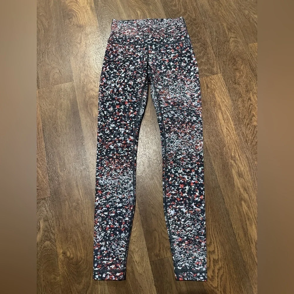 Lululemon Size 4 Align High Rise Leggings Athletic Water Blossom Mutlicolor